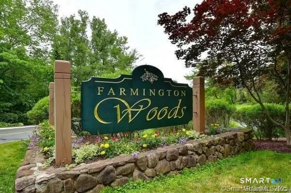 $3,500 | 4 Stonington Court, Unit 4, Avon, CT 06001