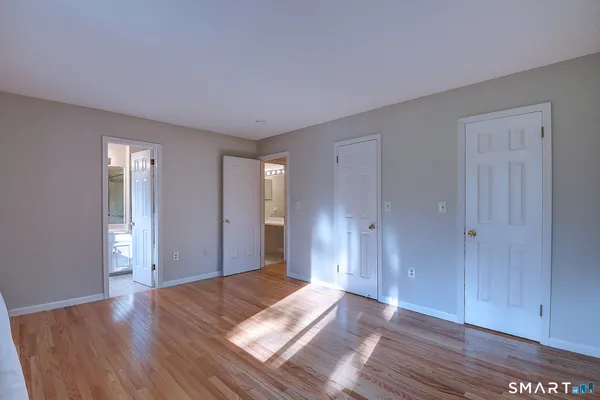 $3,500 | 4 Stonington Court, Unit 4, Avon, CT 06001