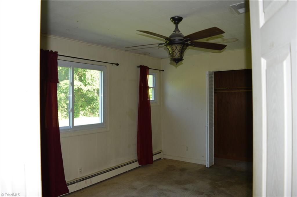 1401 Forrest Street High Point, NC 27262 - Photo 5 of 9 Master bedroom
