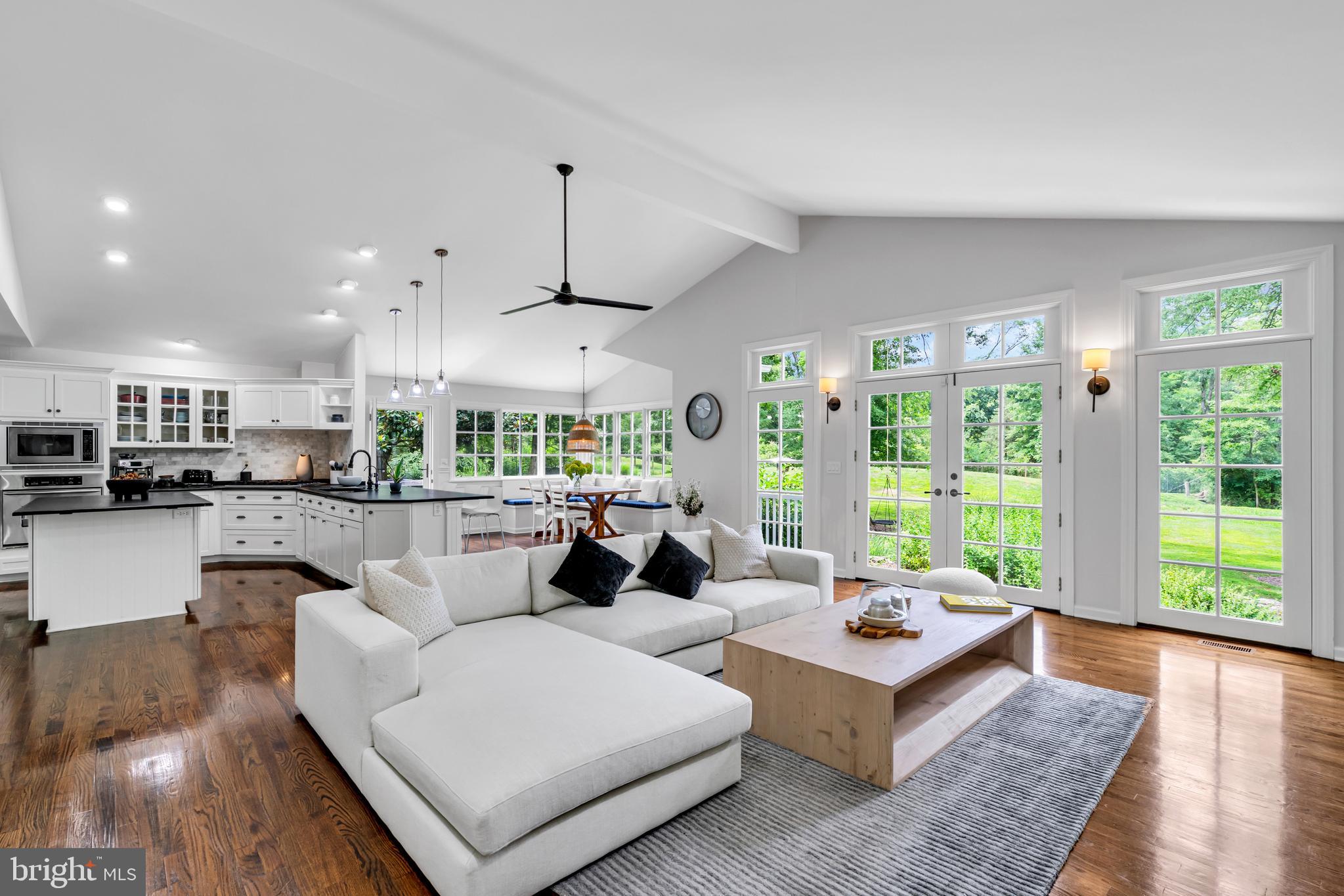 8 Nelson Ridge Road Princeton, NJ 08540 - Photo 17 of 37 Family/kitchen