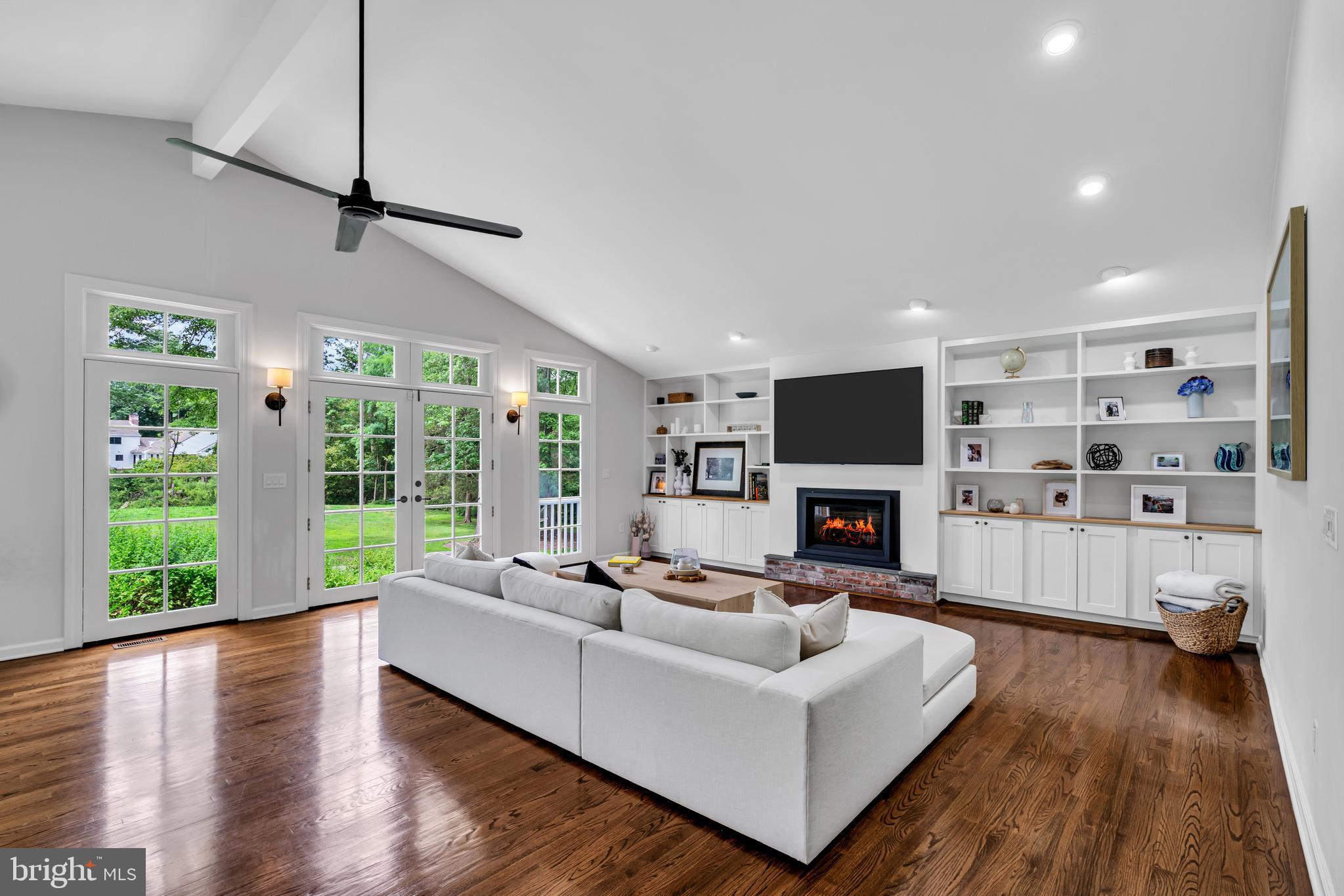 8 Nelson Ridge Road Princeton, NJ 08540 - Photo 18 of 37 Family room