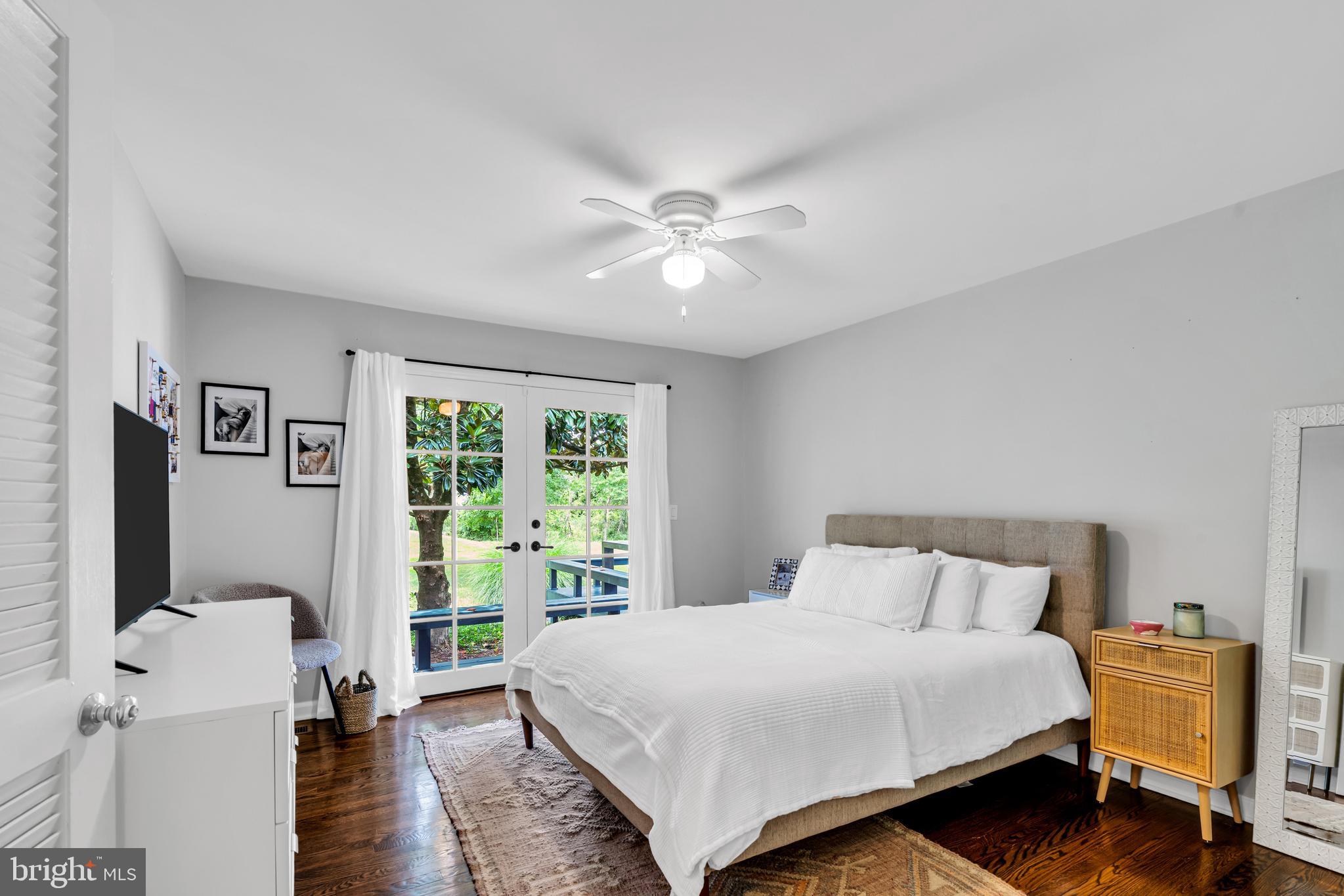 8 Nelson Ridge Road Princeton, NJ 08540 - Photo 27 of 37 Ensuite bedroom with French door to deck