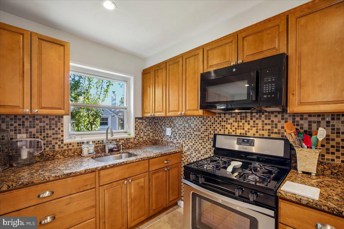 12706 Holdridge Road Silver Spring, MD 20906 - Photo 14 of 36 Gallery Image 14
