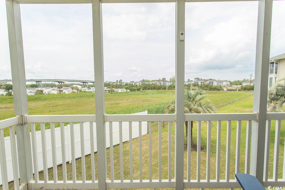 201 Landing Road, Unit D North Myrtle Beach, SC 29582 - Photo 31 of 40 View of sunroom / solarium