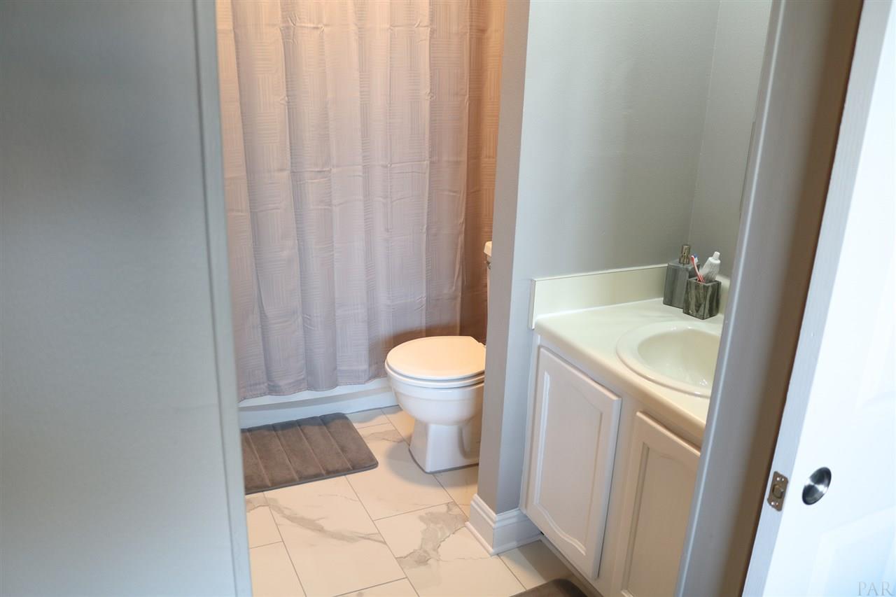 200 Pensacola Beach Road, Unit D6 Gulf Breeze, FL 32561 - Photo 11 of 25