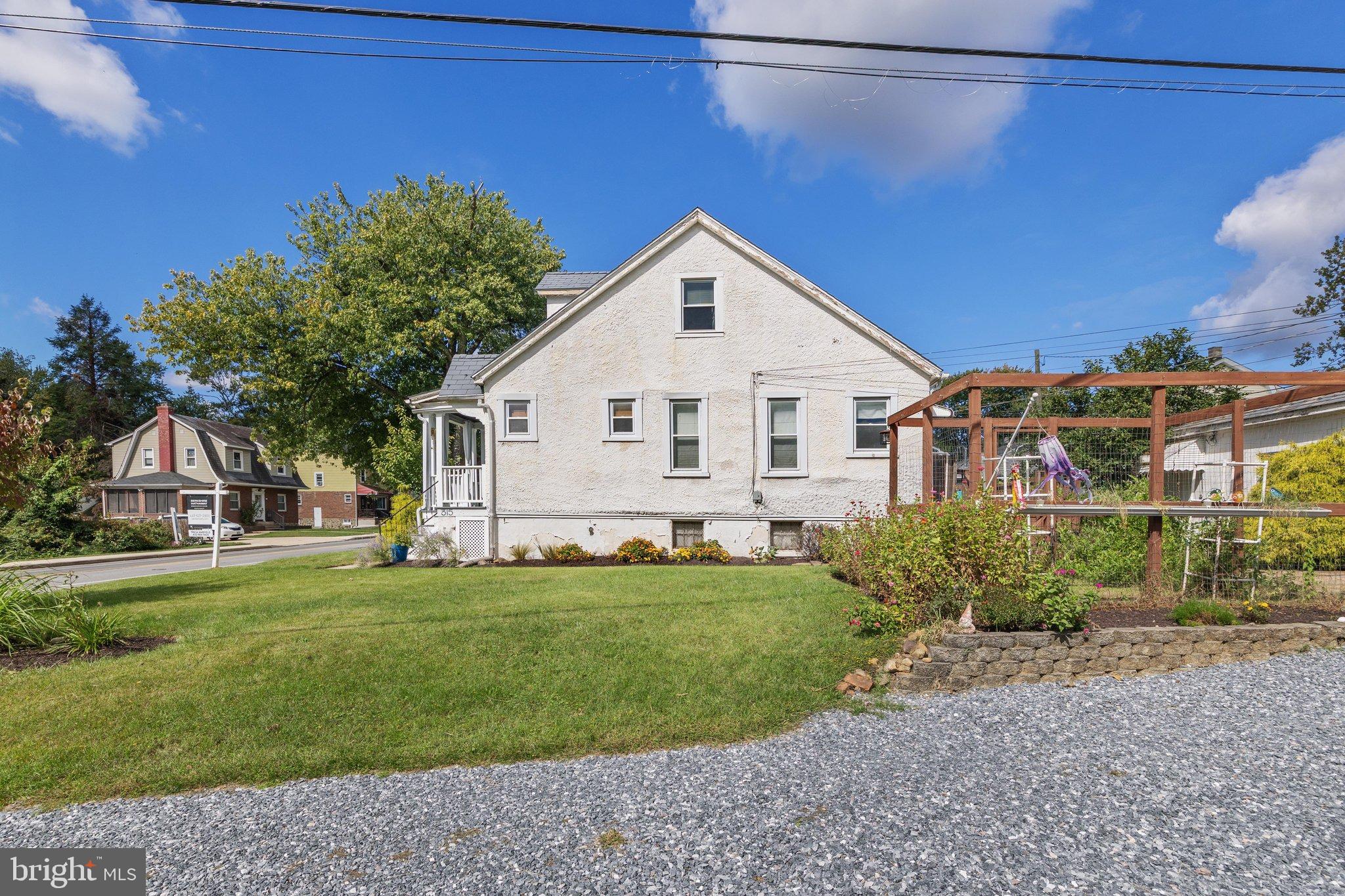 315 North Bend Road Baltimore, MD 21229 - Photo 30 of 34 Side view