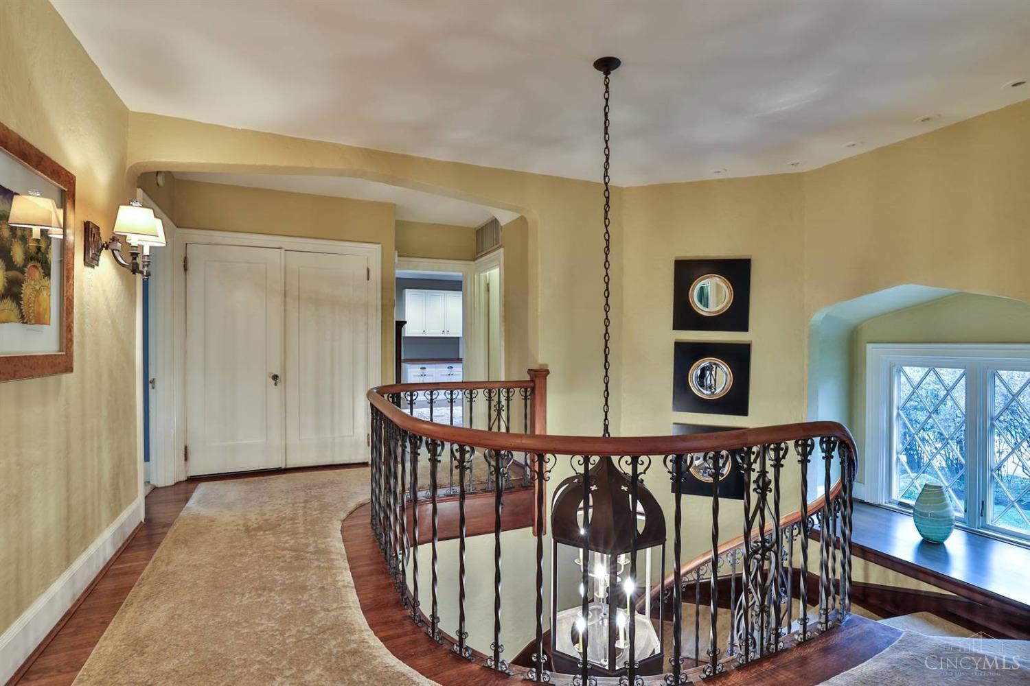 1221 Edwards Road Cincinnati, OH 45208 - Photo 49 of 85 Gallery Image 49