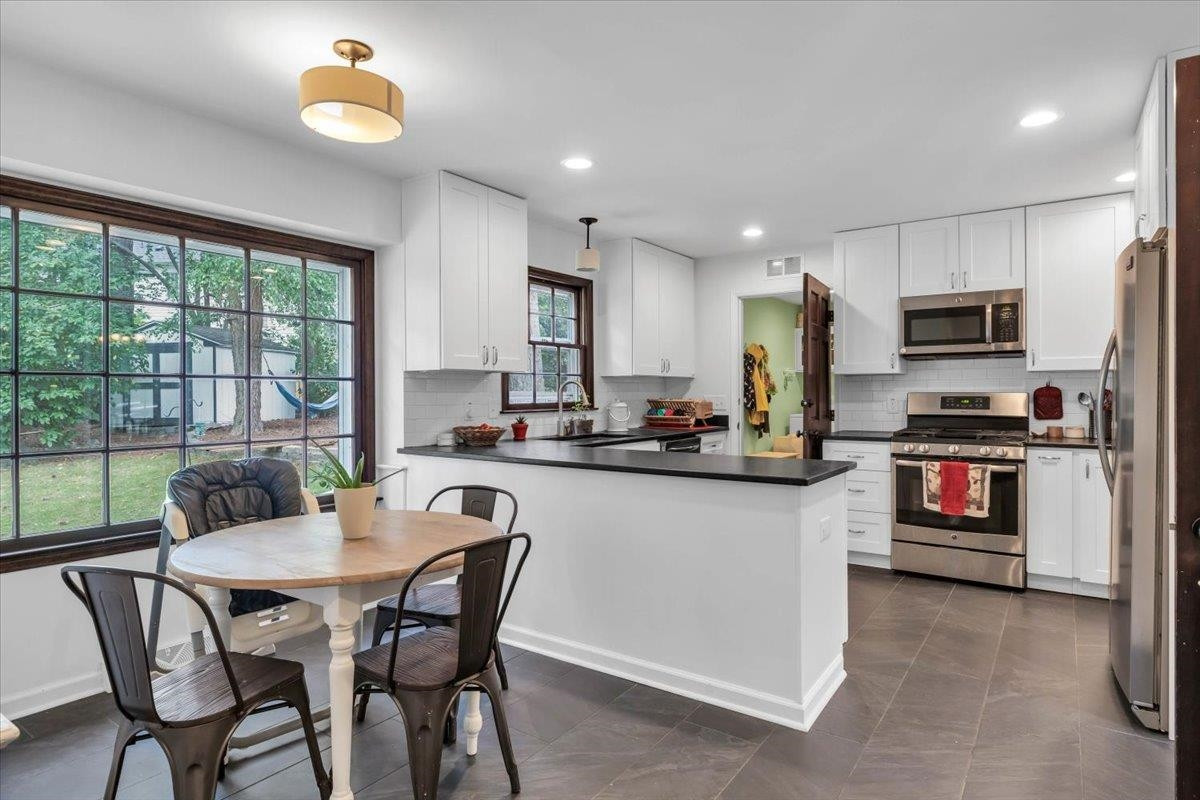 726 Hardimont Road Raleigh, NC 27609 - Photo 17 of 30 Photo 17