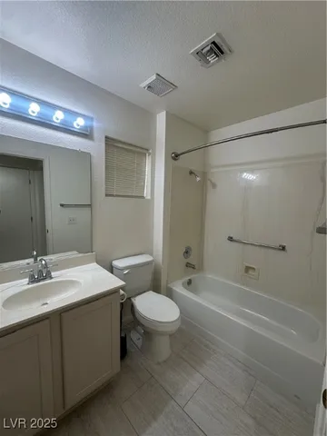 $1,950 | 2621 Tumble Brook Drive, Las Vegas, NV 89134