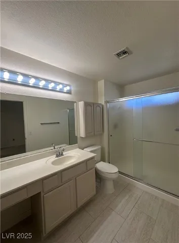 $1,950 | 2621 Tumble Brook Drive, Las Vegas, NV 89134