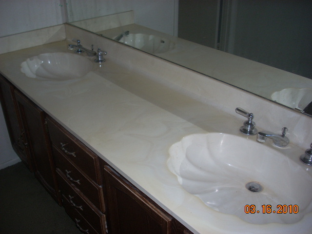 2421 West Hearn Road Phoenix, AZ 85023 - Photo 13 of 16 basth