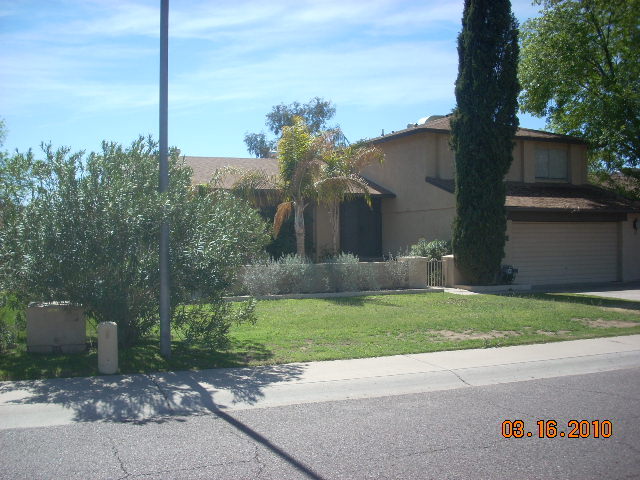 2421 West Hearn Road Phoenix, AZ 85023 - Photo 2 of 16 side