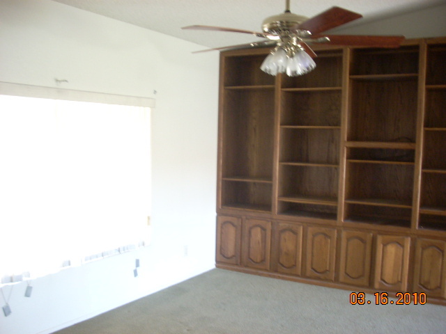 2421 West Hearn Road Phoenix, AZ 85023 - Photo 6 of 16 built in bookshelves