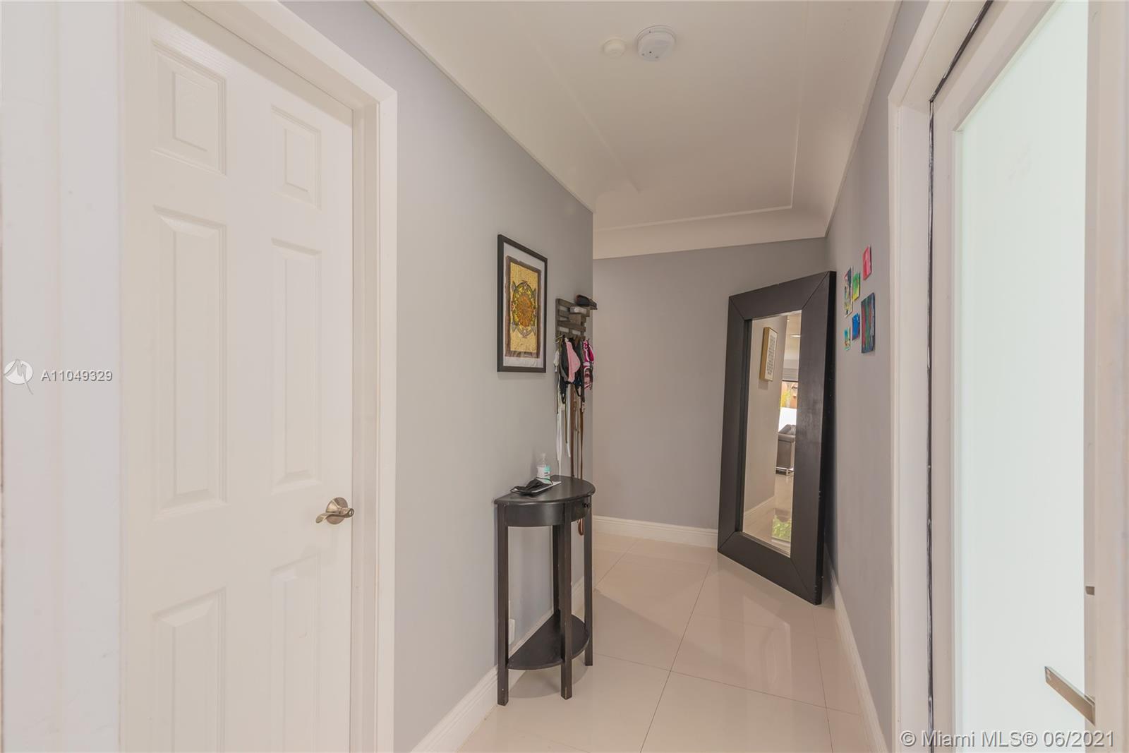 2417 Raleigh Street Hollywood, FL 33020 - Photo 16 of 77 Gallery Image 16
