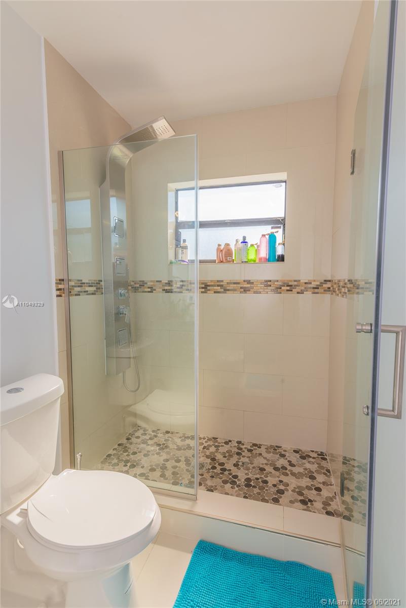 2417 Raleigh Street Hollywood, FL 33020 - Photo 23 of 77 Gallery Image 23