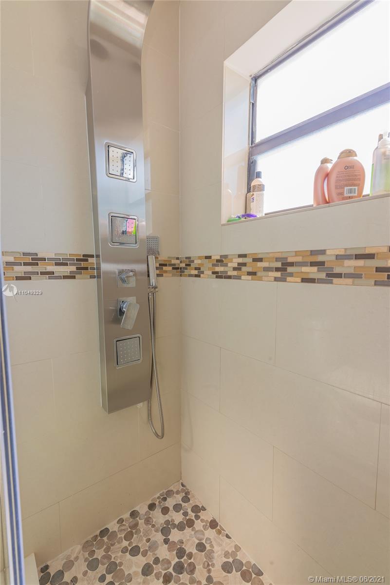 2417 Raleigh Street Hollywood, FL 33020 - Photo 25 of 77 Gallery Image 25