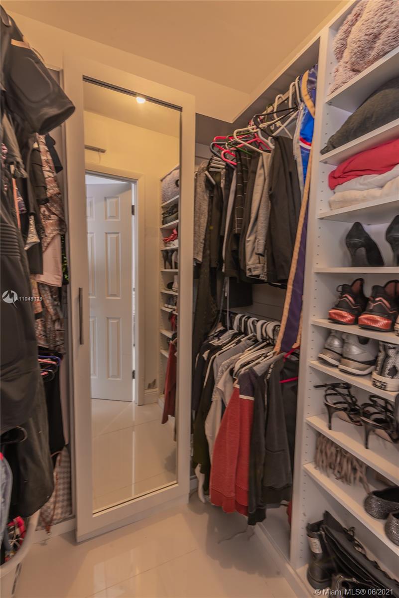 2417 Raleigh Street Hollywood, FL 33020 - Photo 26 of 77 Gallery Image 26