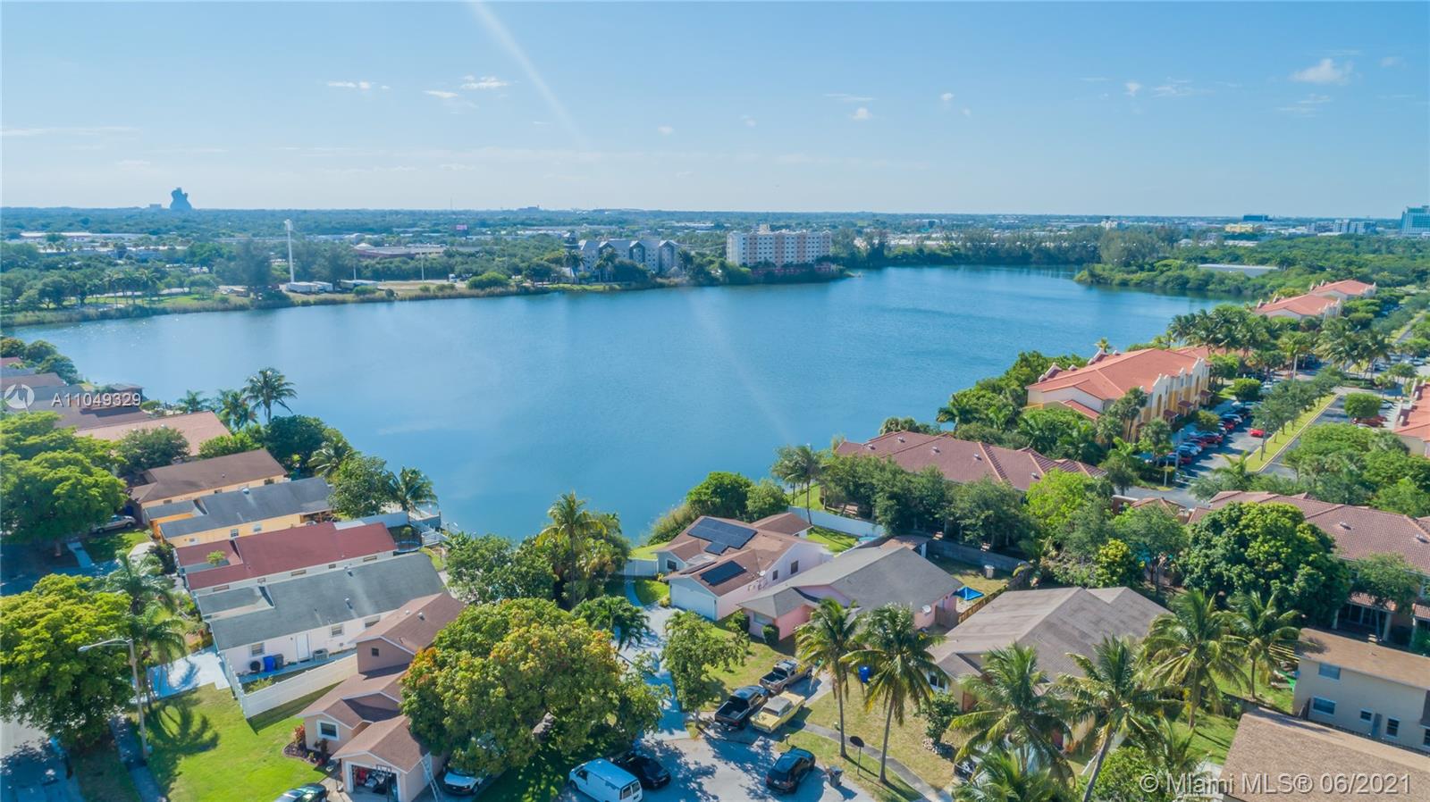 2417 Raleigh Street Hollywood, FL 33020 - Photo 4 of 77 Gallery Image 4