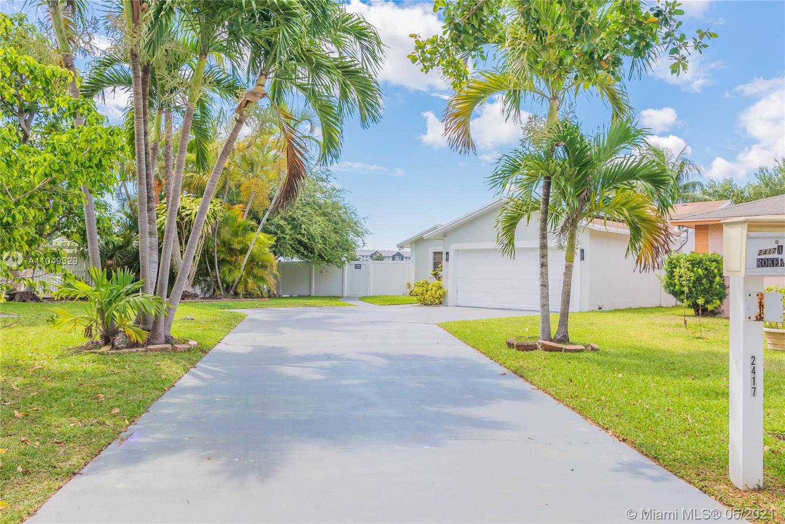 2417 Raleigh Street Hollywood, FL 33020 - Photo 6 of 77 Gallery Image 6