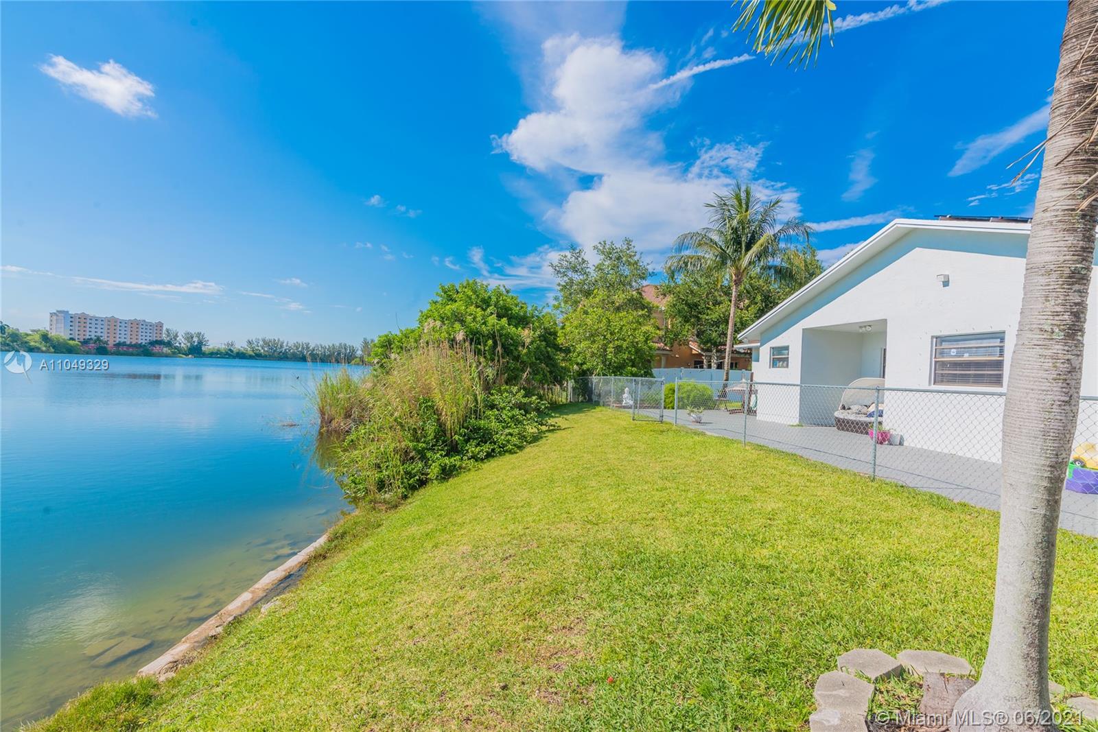 2417 Raleigh Street Hollywood, FL 33020 - Photo 66 of 77 Gallery Image 66