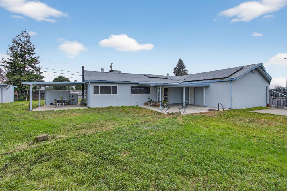 7213 Coronet Court Citrus Heights, CA 95621 - Photo 38 of 52 a view of a house with a backyard