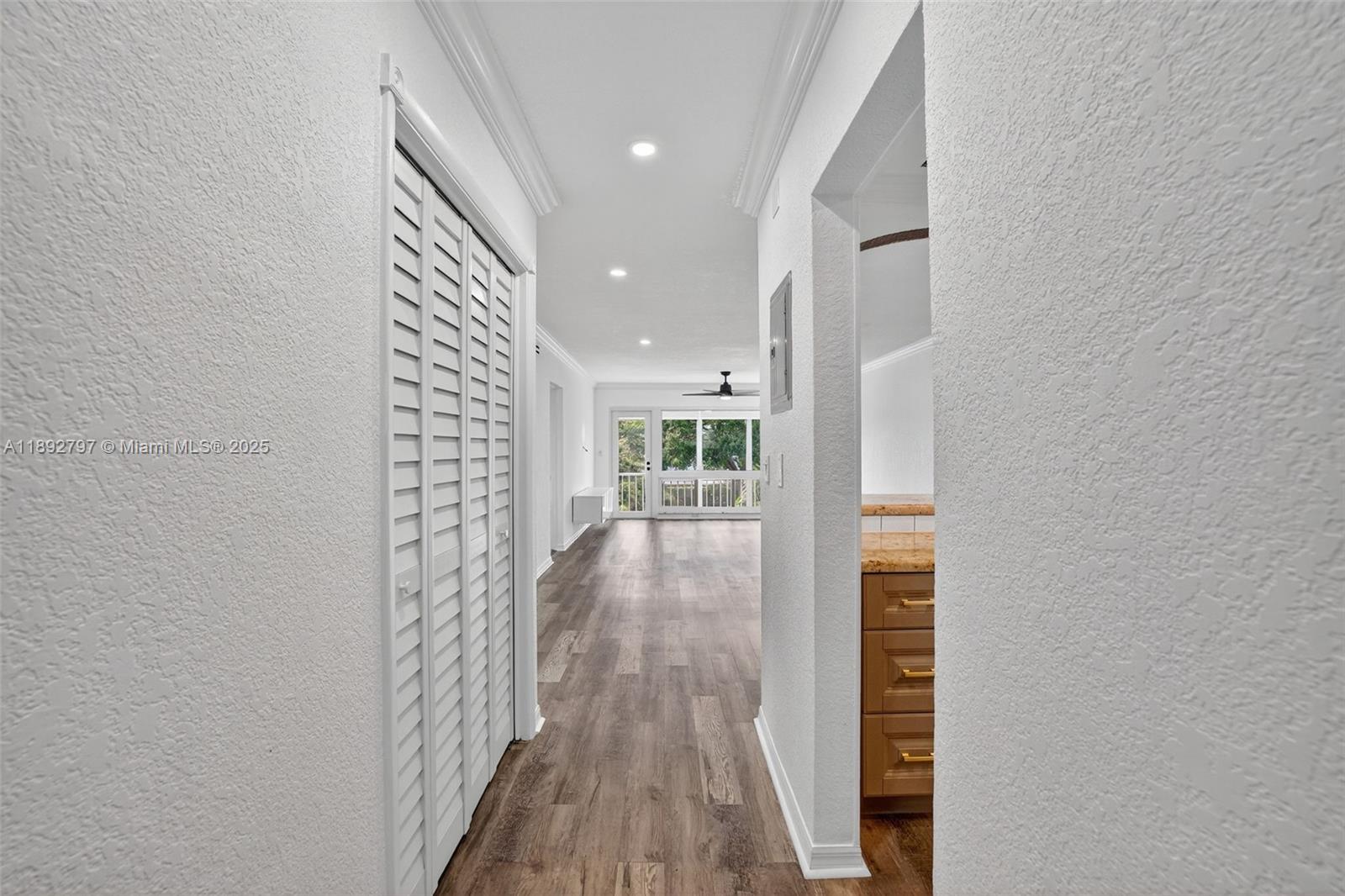 900 Southwest 12th Street, Unit 305 Fort Lauderdale, FL 33315 - Photo 17 of 72 Foyer Entrance - Flat Ceilings with high hat lighting