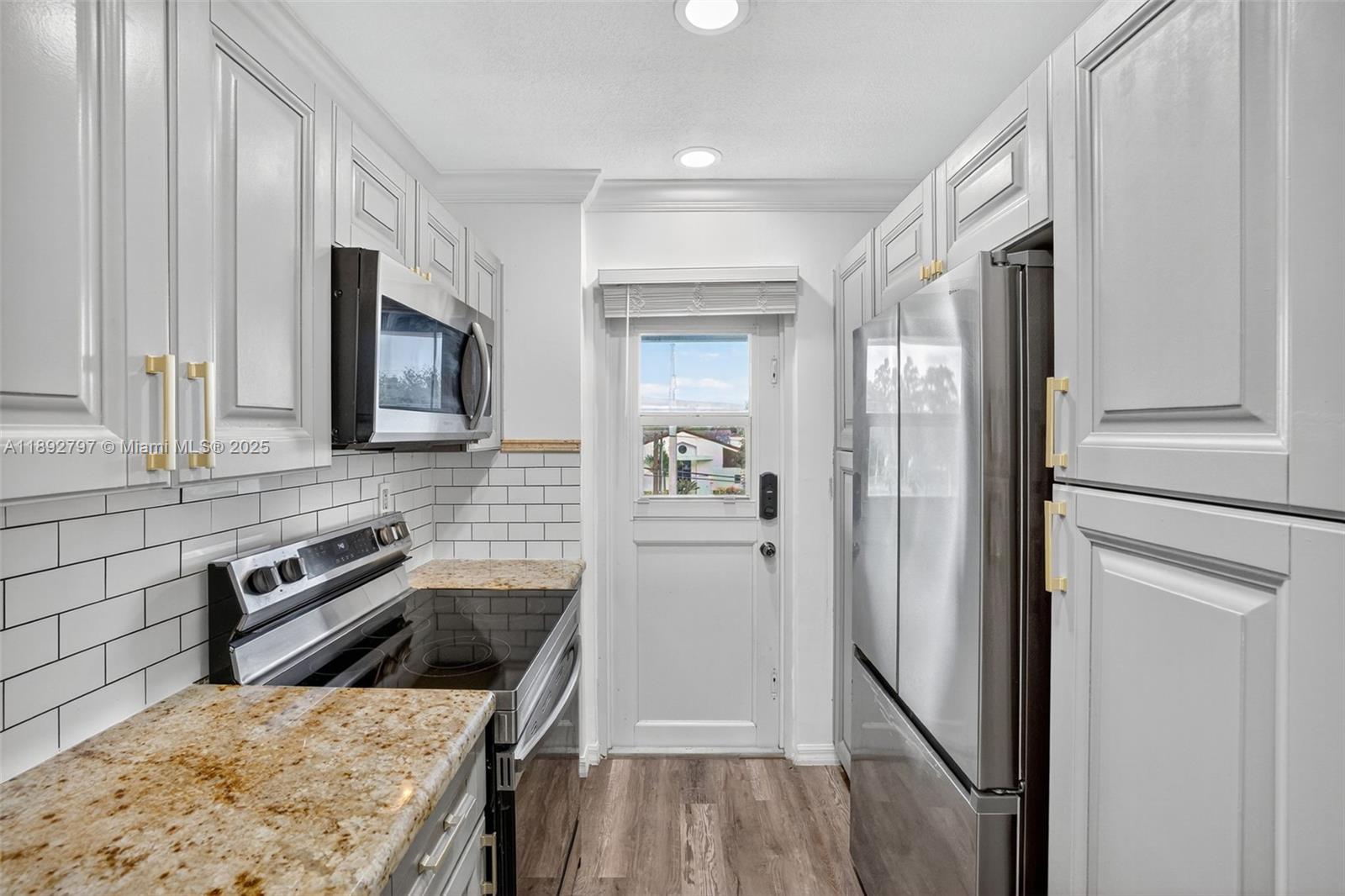 900 Southwest 12th Street, Unit 305 Fort Lauderdale, FL 33315 - Photo 30 of 72