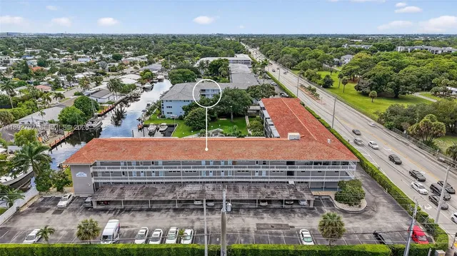 $275,000 | 900 Southwest 12th Street, Unit 305, Fort Lauderdale, FL 33315