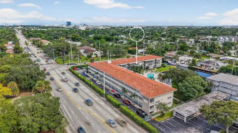 $290,000 | 900 Southwest 12th Street, Unit 305, Fort Lauderdale, FL 33315