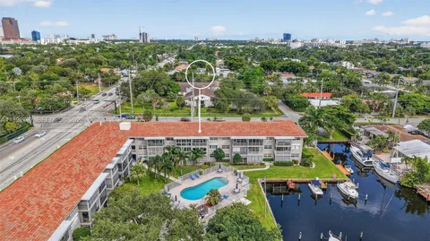 $275,000 | 900 Southwest 12th Street, Unit 305, Fort Lauderdale, FL 33315