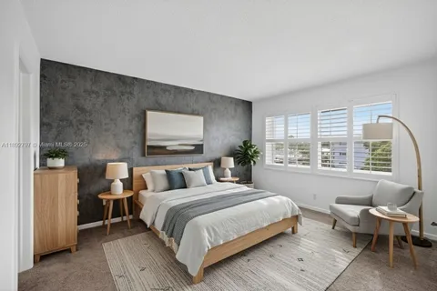 $290,000 | 900 Southwest 12th Street, Unit 305, Fort Lauderdale, FL 33315