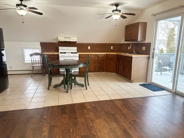 $1,900 | 78 Memorial Drive, Unit 2, Pawtucket, RI 02860