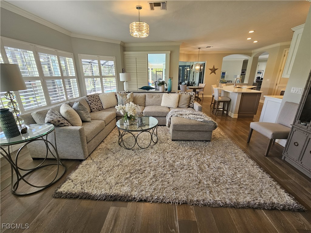 8944 Lely Island Circle Naples, FL 34113 - Photo 4 of 20