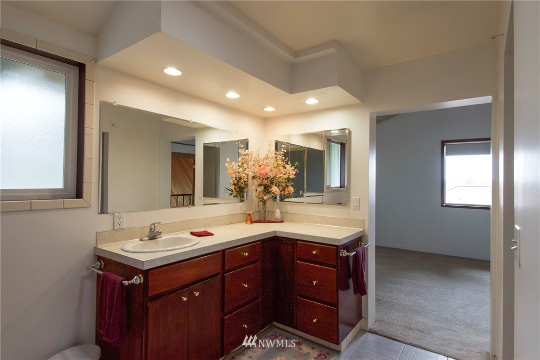 682 Ridge View Drive Sequim, WA 98382 - Photo 25 of 40