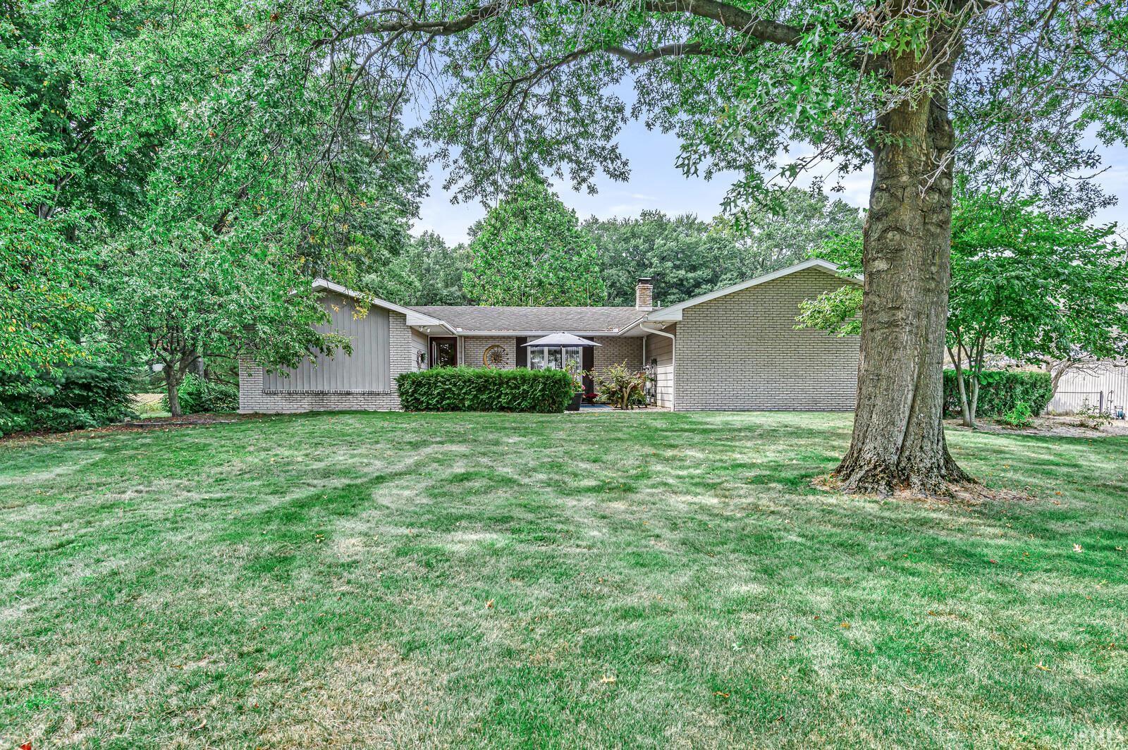 62945 Beech Road Mishawaka, IN 46544 - Photo 1 of 31