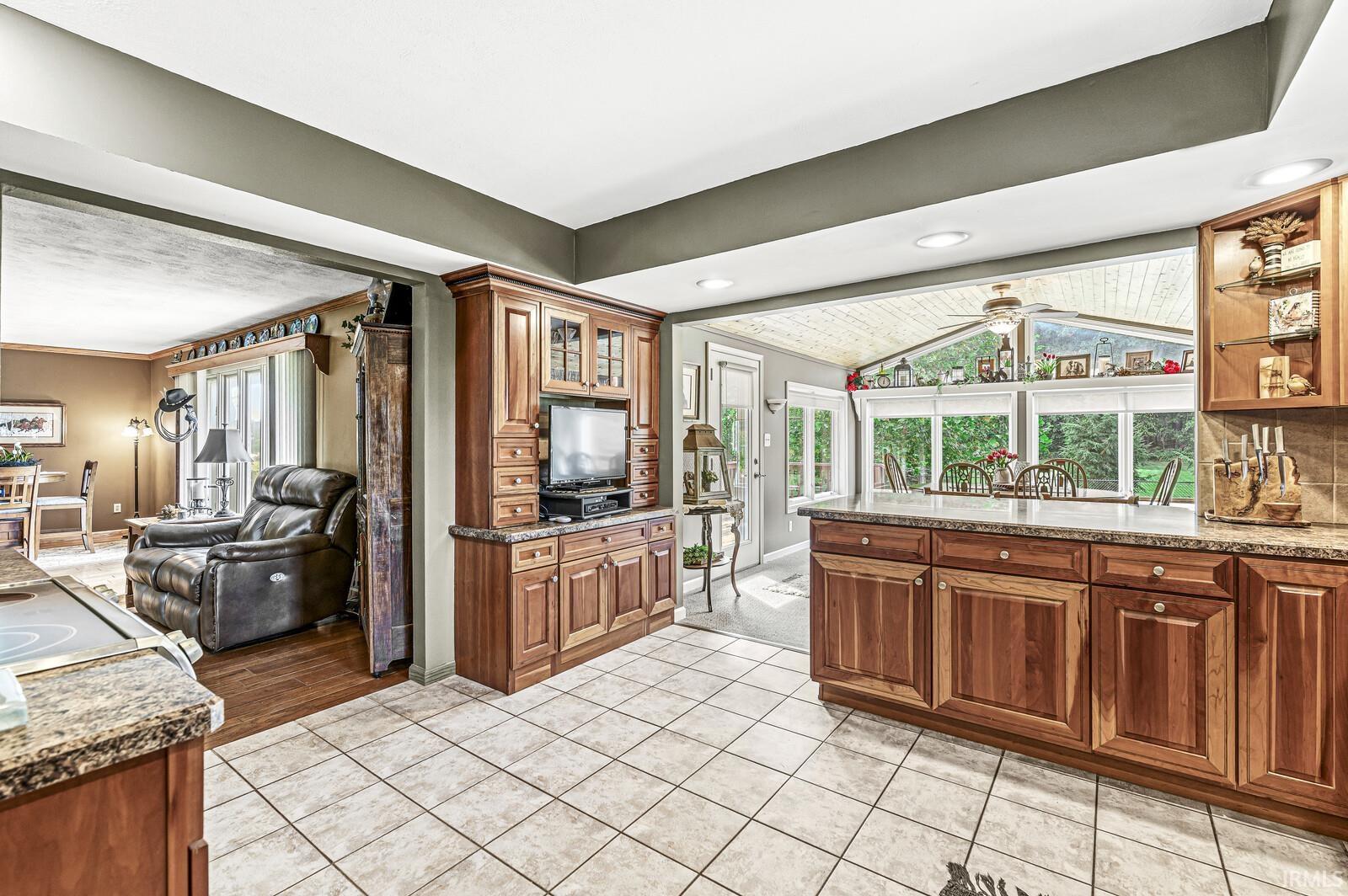 62945 Beech Road Mishawaka, IN 46544 - Photo 14 of 31