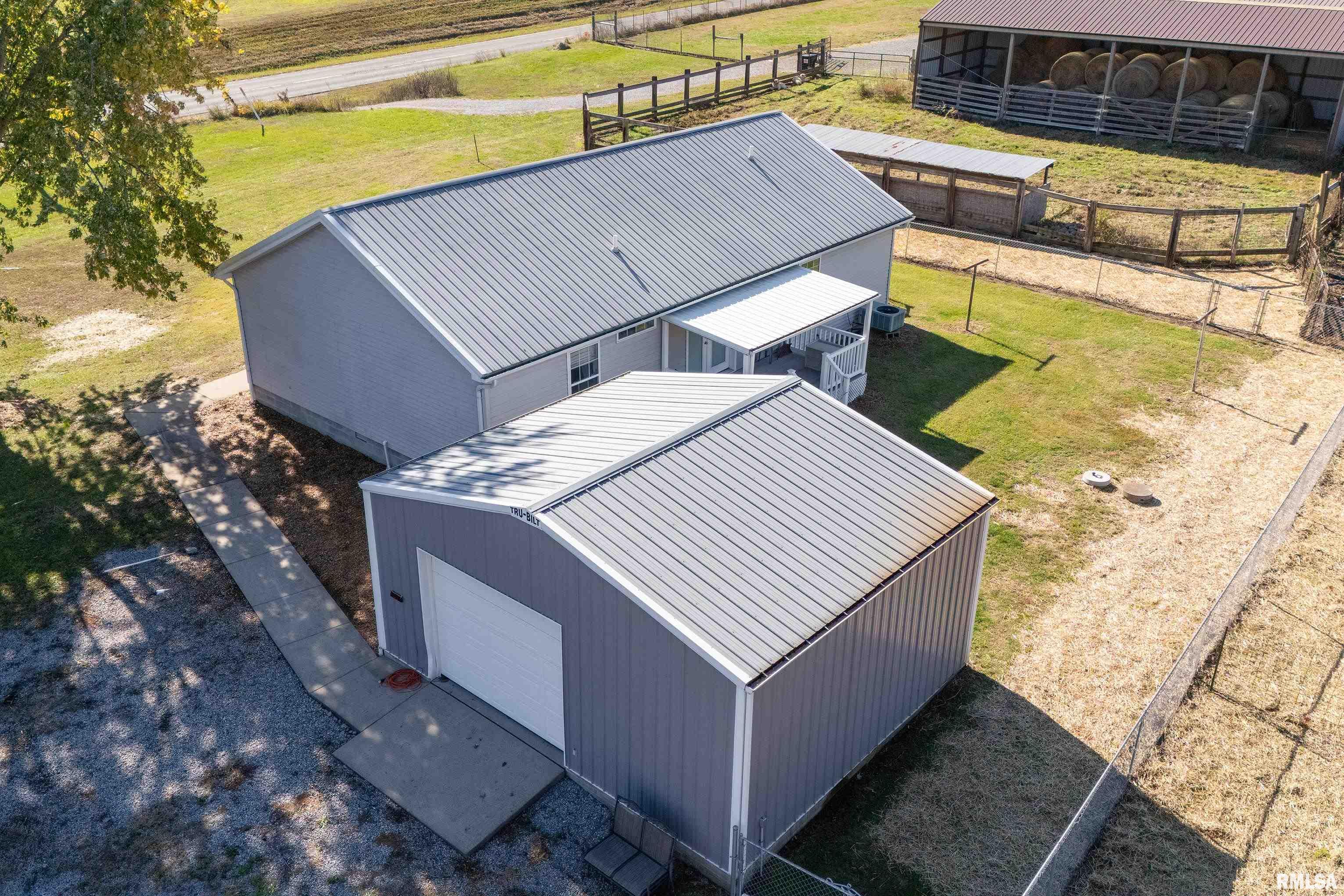 2080 Highway 166 Creal Springs, IL 62922 - Photo 24 of 32