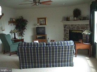806 West Ridge Road Elizabethtown, PA 17022 - Photo 3 of 6