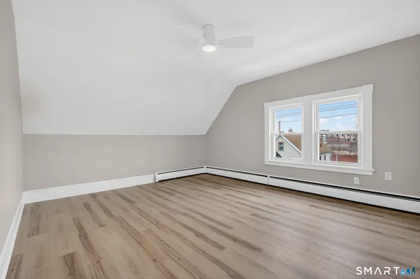 $1,700 | 129-131 Francis Avenue, Hartford, CT 06106