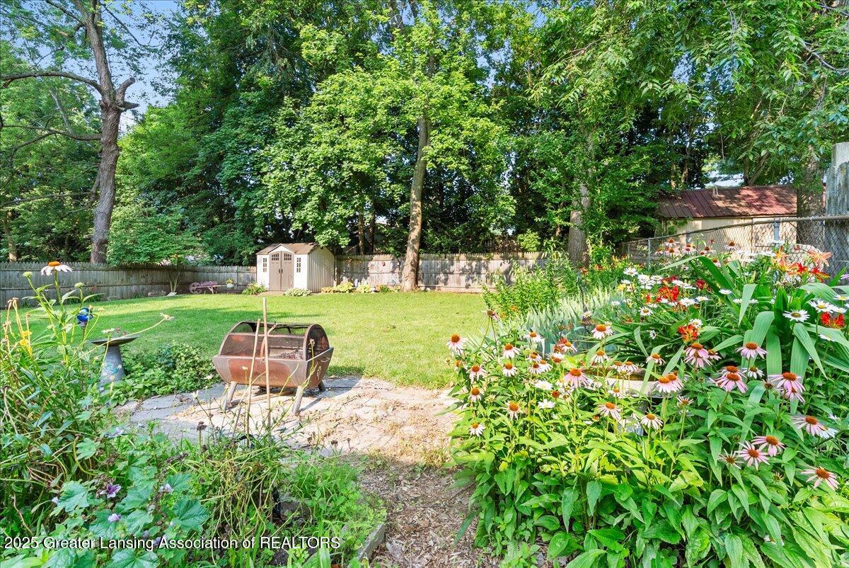5928 Rolfe Road Lansing, MI 48911 - Photo 24 of 30 30-Media Jett - 30