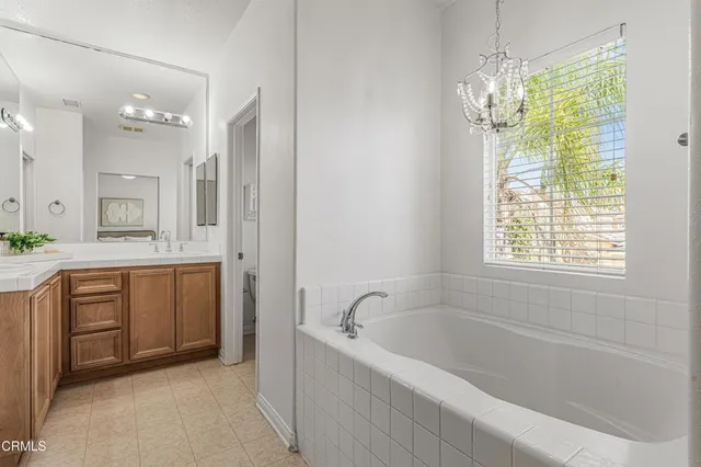 $739,900 | 2916 Esperanza Way, Unit F, Simi Valley, CA 93063