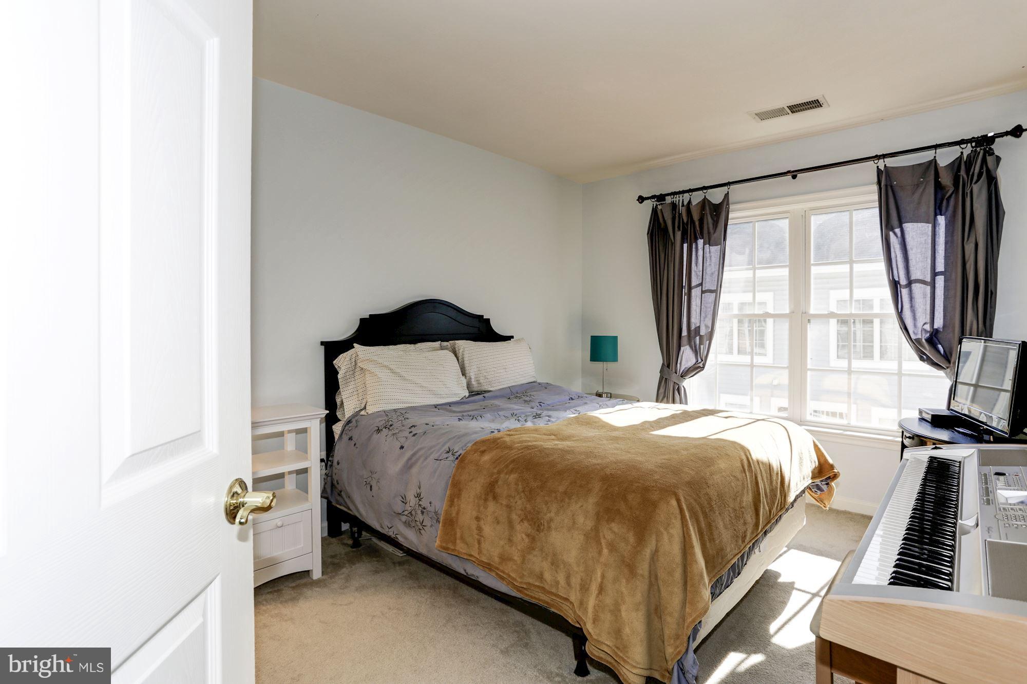 1224 Gaither Road Rockville, MD 20850 - Photo 16 of 30