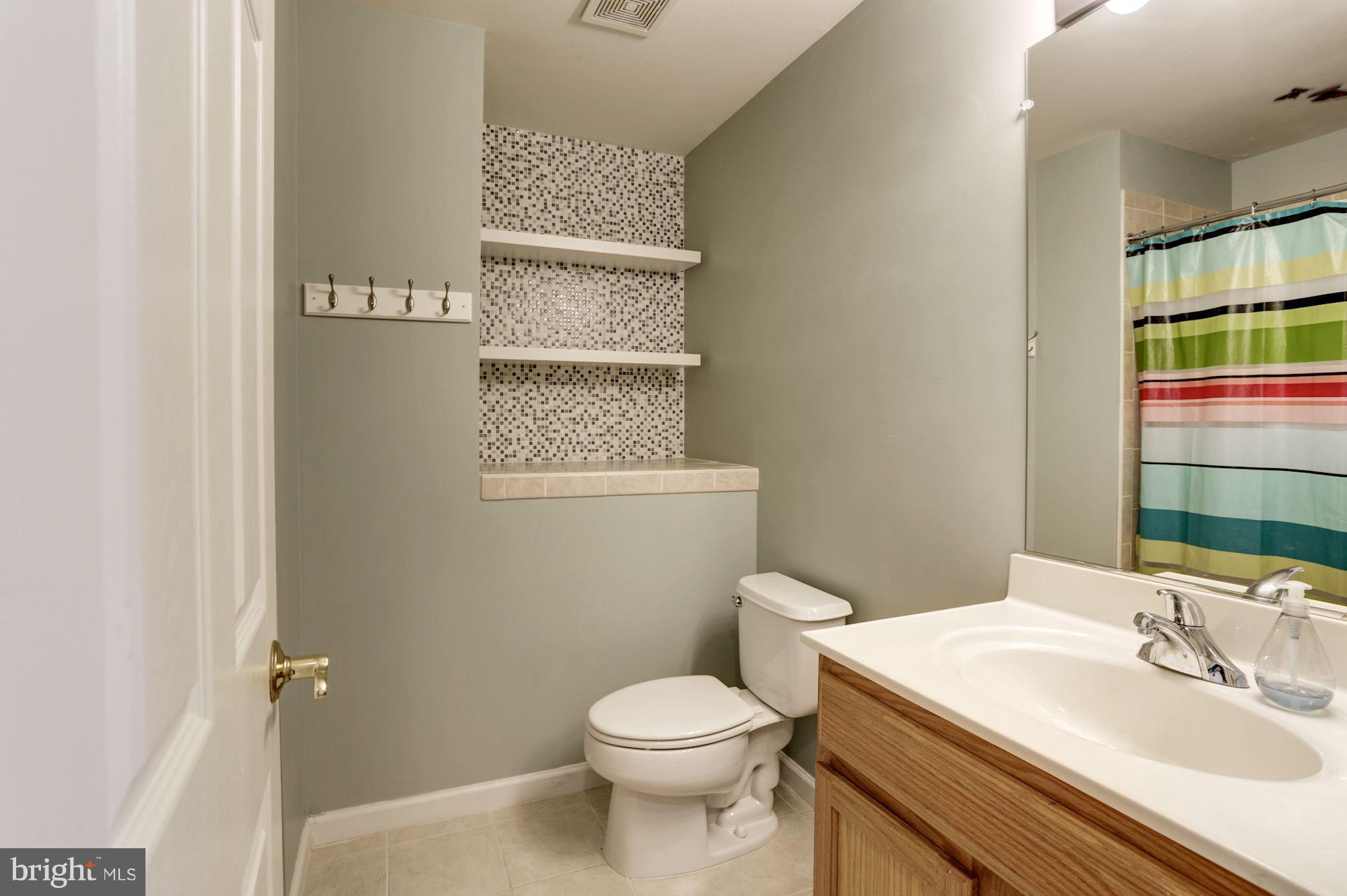 1224 Gaither Road Rockville, MD 20850 - Photo 18 of 30