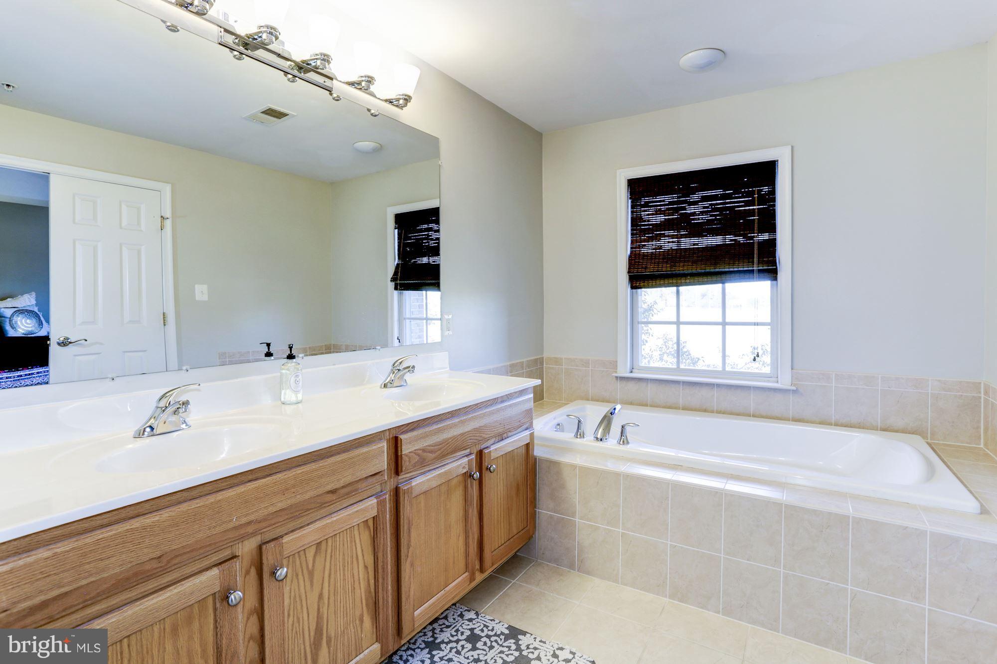 1224 Gaither Road Rockville, MD 20850 - Photo 20 of 30