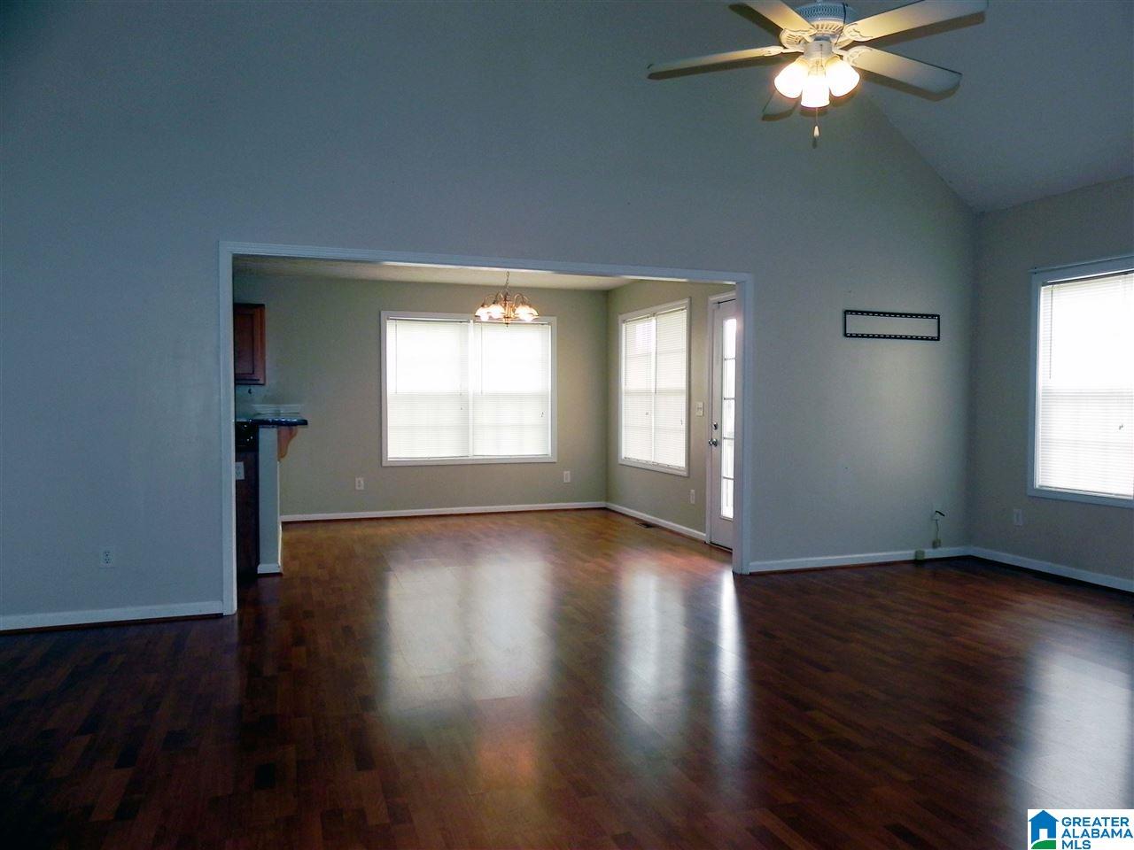 211 Hawk Pass Anniston, AL 36207 - Photo 4 of 31