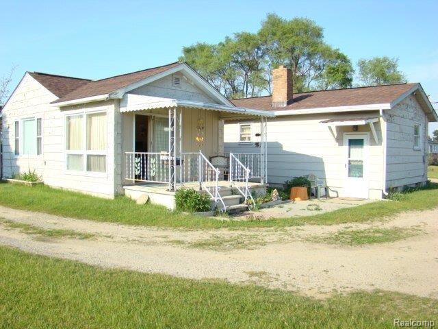 1276 East Burnside Road North Branch, MI 48461 - Photo 10 of 15 1267 burnside rd 054.JPG