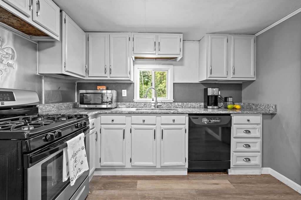 307 Spencer Road Oakham, MA 01068 - Photo 6 of 36