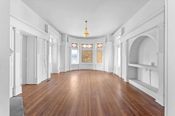 $2,250,000 | 1397 Central Avenue, Memphis, TN 38104