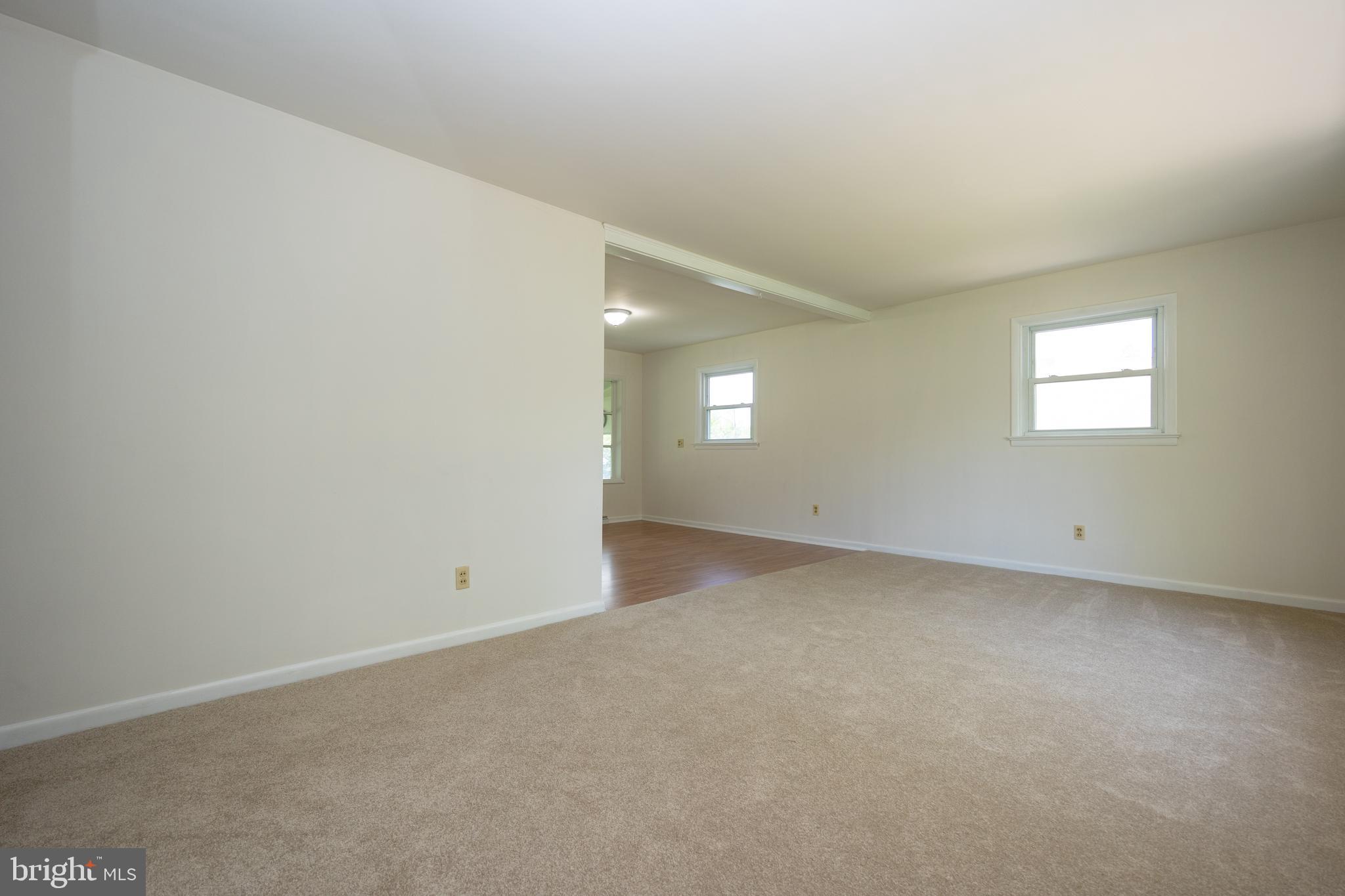 800 Wilhelm Road Harrisburg, PA 17111 - Photo 4 of 33 Gallery Image 4