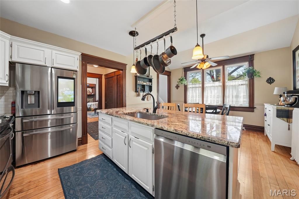 33 South Laclede Station Road Webster Groves, MO 63119 - Photo 19 of 52